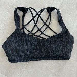 Lululemon Strappy Black & Gray Sports Bra Size 4